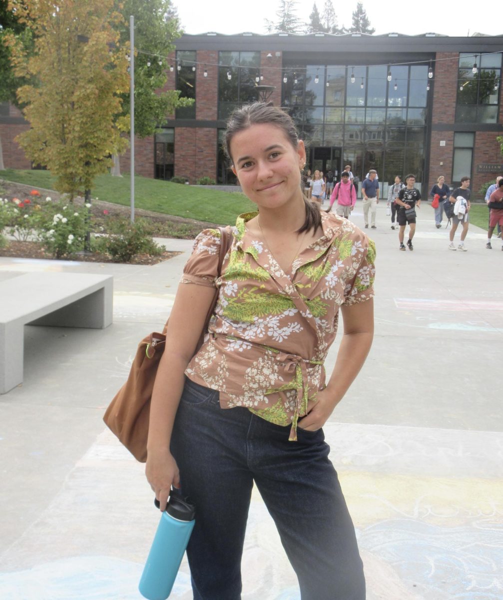 Emily Hallum '26 is a #CertifiedFashionista.